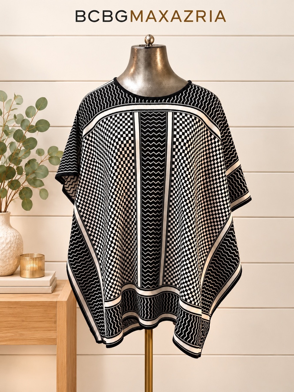 BCBGMAXAZRIA Black & White Pattern Poncho Top XS/S
